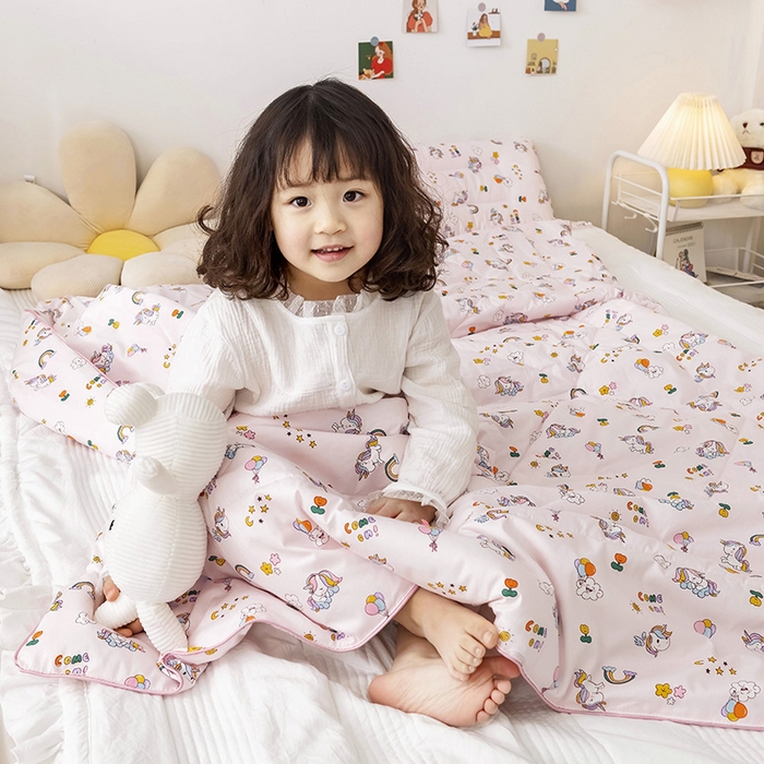 91家纺网 家纺一手货源 找家纺 十九色 2026新款宝宝幼儿园小被子儿童夏凉被夏季夏被空调被 彩虹小马