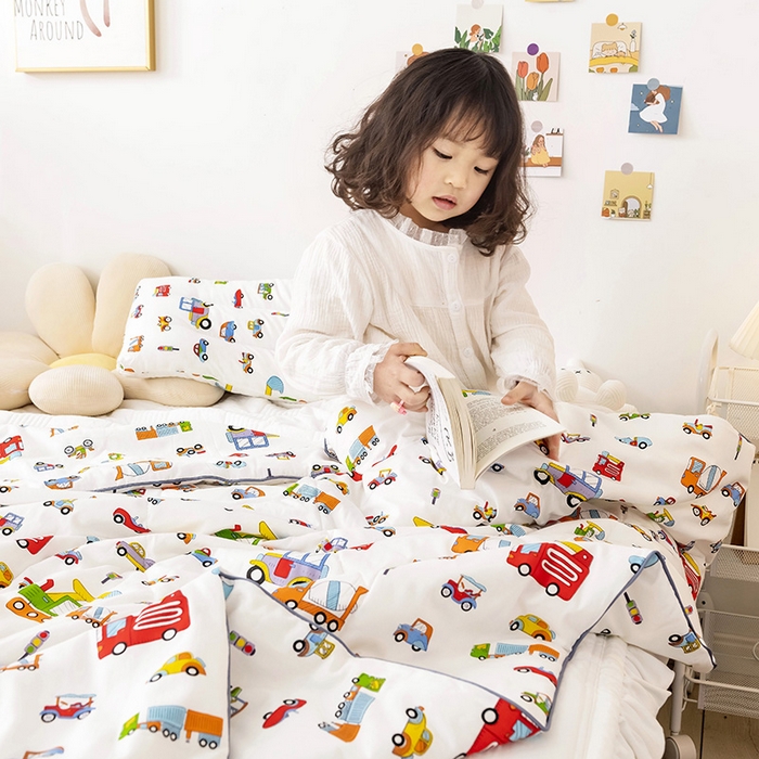 91家纺网 家纺一手货源 找家纺 十九色 2026新款宝宝幼儿园小被子儿童夏凉被夏季夏被空调被 小汽车