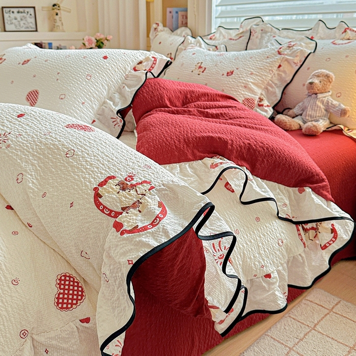 91家纺网 家纺一手货源 找家纺 芯贝儿 2026新品加厚法式泡芙棉水洗棉云感皱皱双层纱花边四件套 马上有钱