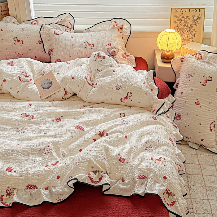 91家纺网 家纺一手货源 找家纺 芯贝儿 2026新品加厚法式泡芙棉水洗棉云感皱皱双层纱花边四件套 马上有钱