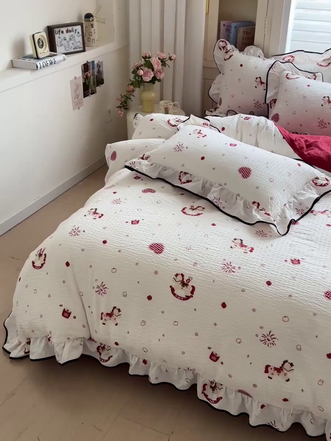 91家纺网 家纺一手货源 找家纺 芯贝儿 2026新品加厚法式泡芙棉水洗棉云感皱皱双层纱花边四件套 马上有钱