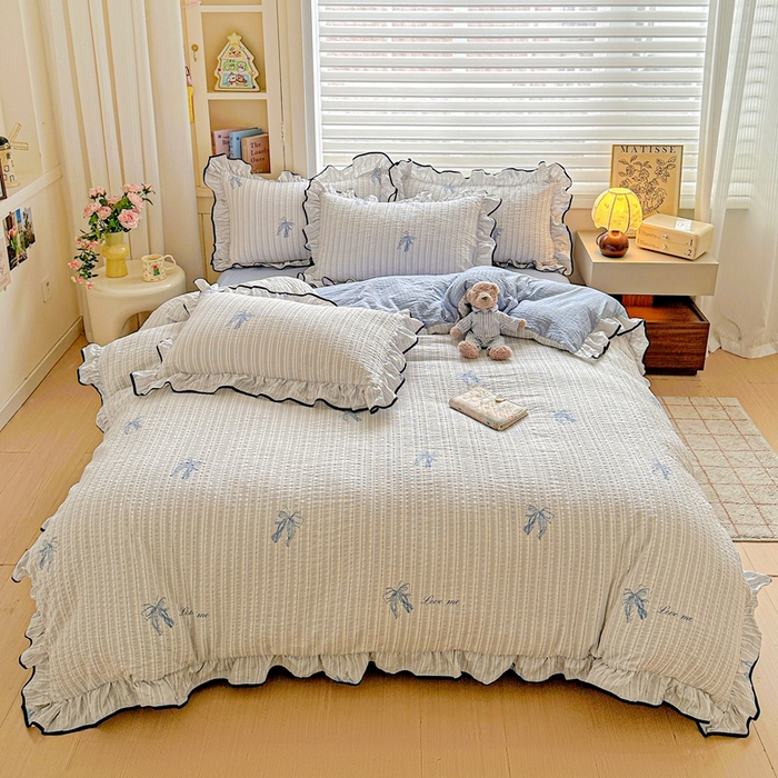 91家纺网 家纺一手货源 找家纺 芯贝儿 2026新品加厚法式泡芙棉水洗棉云感皱皱双层纱花边四件套 蝶梦