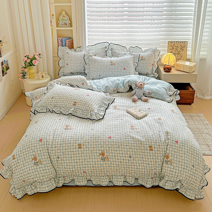 91家纺网 家纺一手货源 找家纺 芯贝儿 2026新品加厚法式泡芙棉水洗棉云感皱皱双层纱花边四件套 快乐小熊