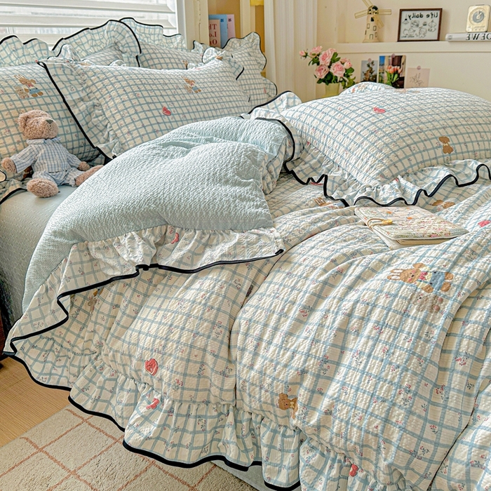 91家纺网 家纺一手货源 找家纺 芯贝儿 2026新品加厚法式泡芙棉水洗棉云感皱皱双层纱花边四件套 快乐小熊