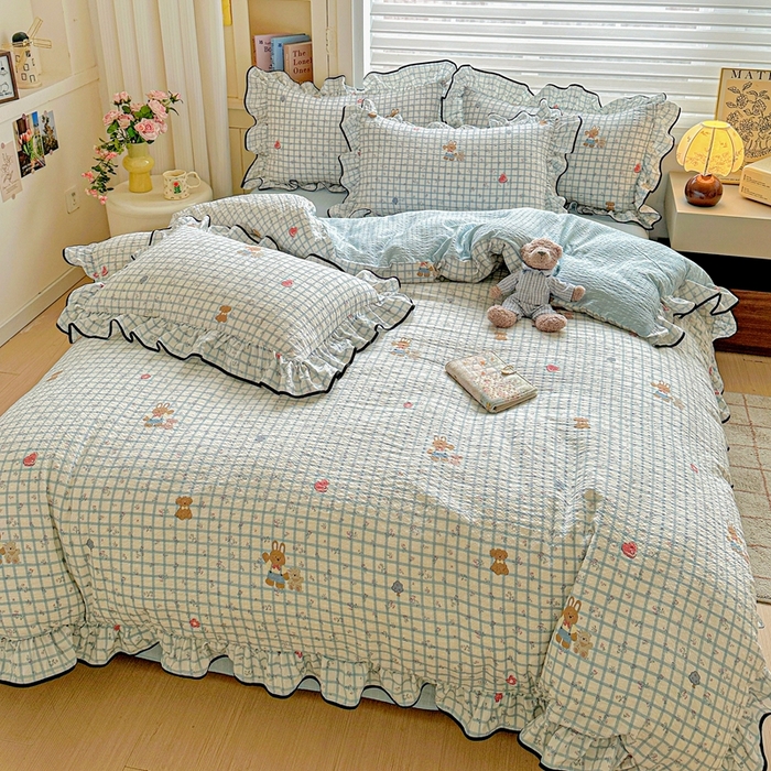 91家纺网 家纺一手货源 找家纺 芯贝儿 2026新品加厚法式泡芙棉水洗棉云感皱皱双层纱花边四件套 快乐小熊