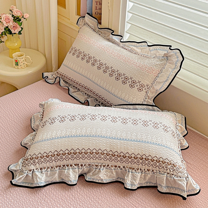 91家纺网 家纺一手货源 找家纺 芯贝儿 2026新品加厚法式泡芙棉水洗棉云感皱皱双层纱花边四件套 蓝调