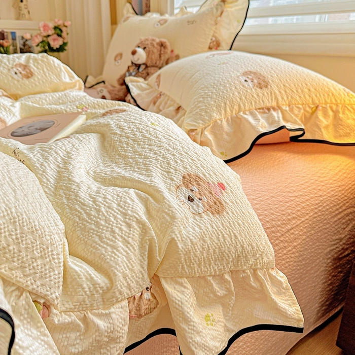 91家纺网 家纺一手货源 找家纺 芯贝儿 2026新品加厚法式泡芙棉水洗棉云感皱皱双层纱花边四件套 萌宠