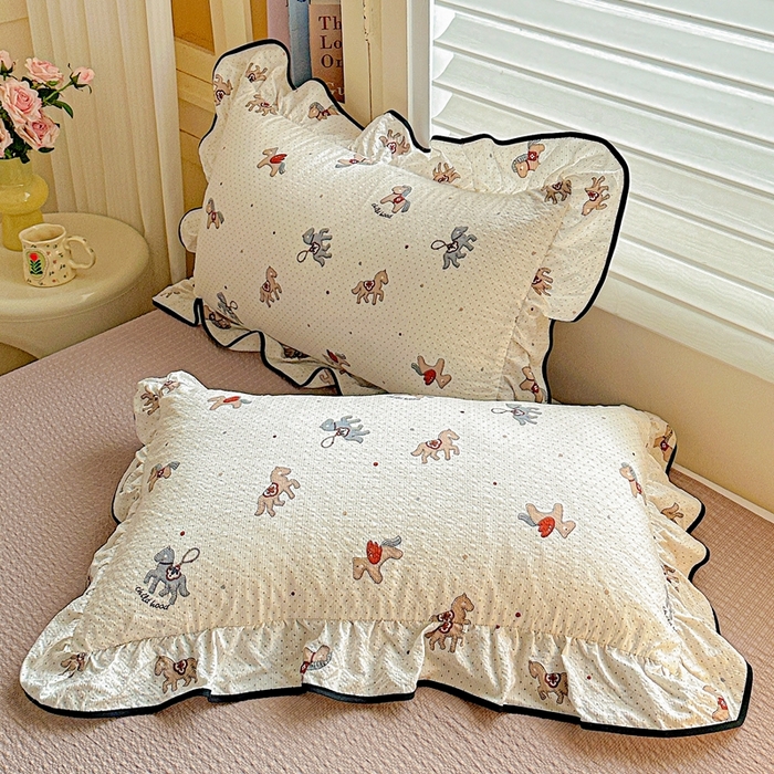 91家纺网 家纺一手货源 找家纺 芯贝儿 2026新品加厚法式泡芙棉水洗棉云感皱皱双层纱花边四件套 小飞马