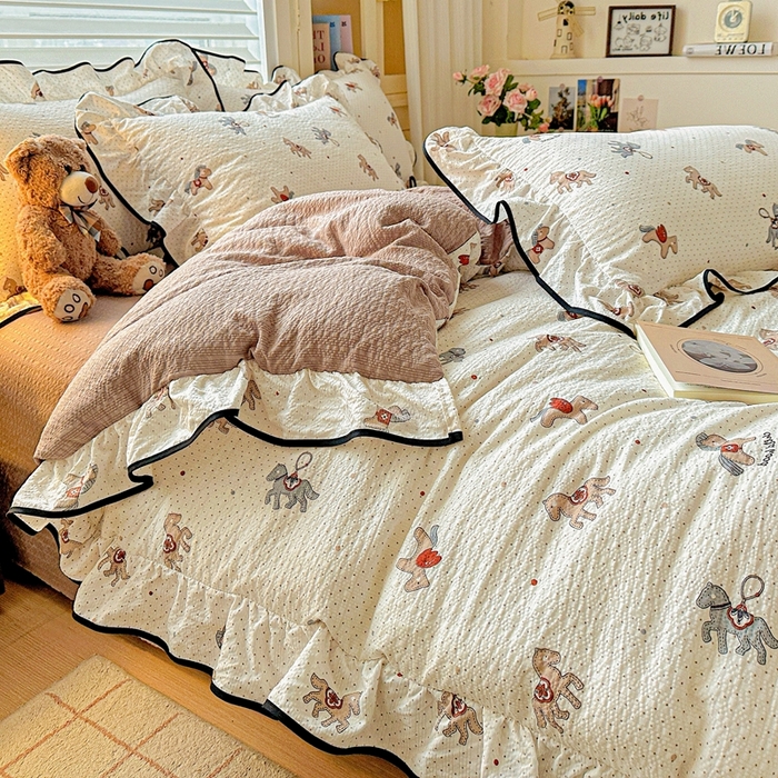 91家纺网 家纺一手货源 找家纺 芯贝儿 2026新品加厚法式泡芙棉水洗棉云感皱皱双层纱花边四件套 小飞马