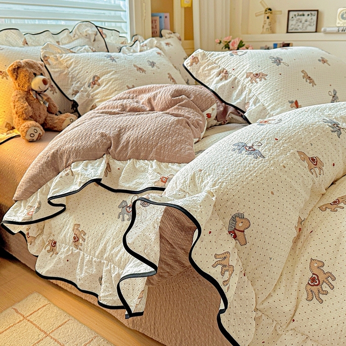 91家纺网 家纺一手货源 找家纺 芯贝儿 2026新品加厚法式泡芙棉水洗棉云感皱皱双层纱花边四件套 小飞马