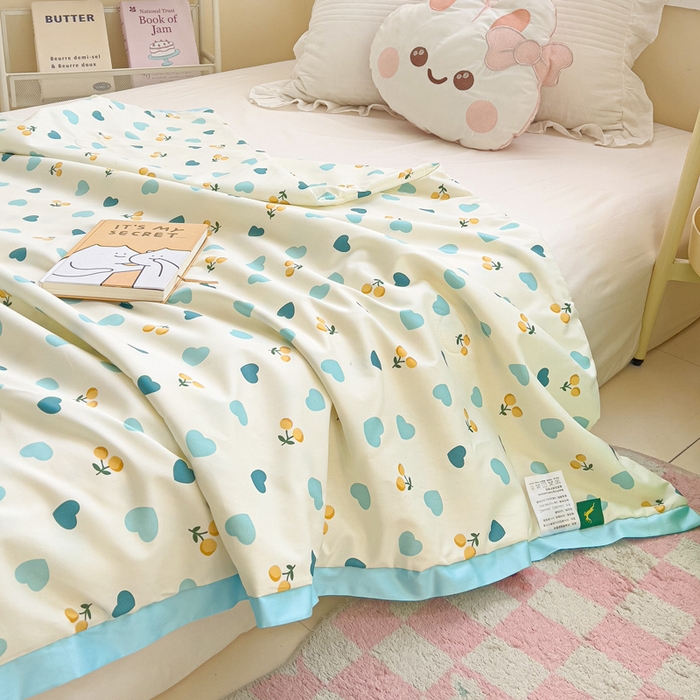 91家纺网 家纺一手货源 找家纺 十九色 2026新款液态硅胶奶嘴同源天丝棉飞边凉感夏被夏凉被空调被 小蓝心