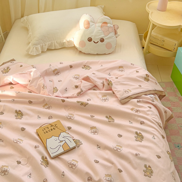 91家纺网 家纺一手货源 找家纺 十九色 2026新款液态硅胶奶嘴同源天丝棉飞边凉感夏被夏凉被空调被 小布偶