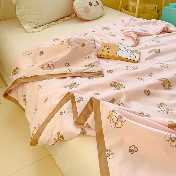 91家纺网 家纺一手货源 找家纺 十九色 2026新款液态硅胶奶嘴同源天丝棉飞边凉感夏被夏凉被空调被 小布偶