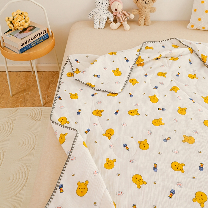 91家纺网 家纺一手货源 找家纺 十九色 2026新款婴儿纱皱布儿童贴身夏被被子被芯 呆萌熊