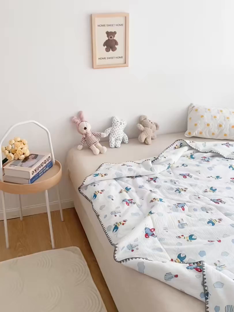 91家纺网 家纺一手货源 找家纺 十九色 2026新款婴儿纱皱布儿童贴身夏被被子被芯 滑翔机