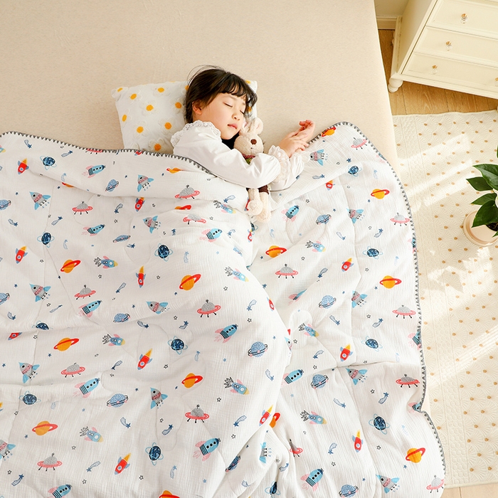 91家纺网 家纺一手货源 找家纺 十九色 2026新款婴儿纱皱布儿童贴身夏被被子被芯 快乐星球