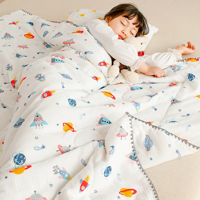 91家纺网 家纺一手货源 找家纺 十九色 2026新款婴儿纱皱布儿童贴身夏被被子被芯 快乐星球