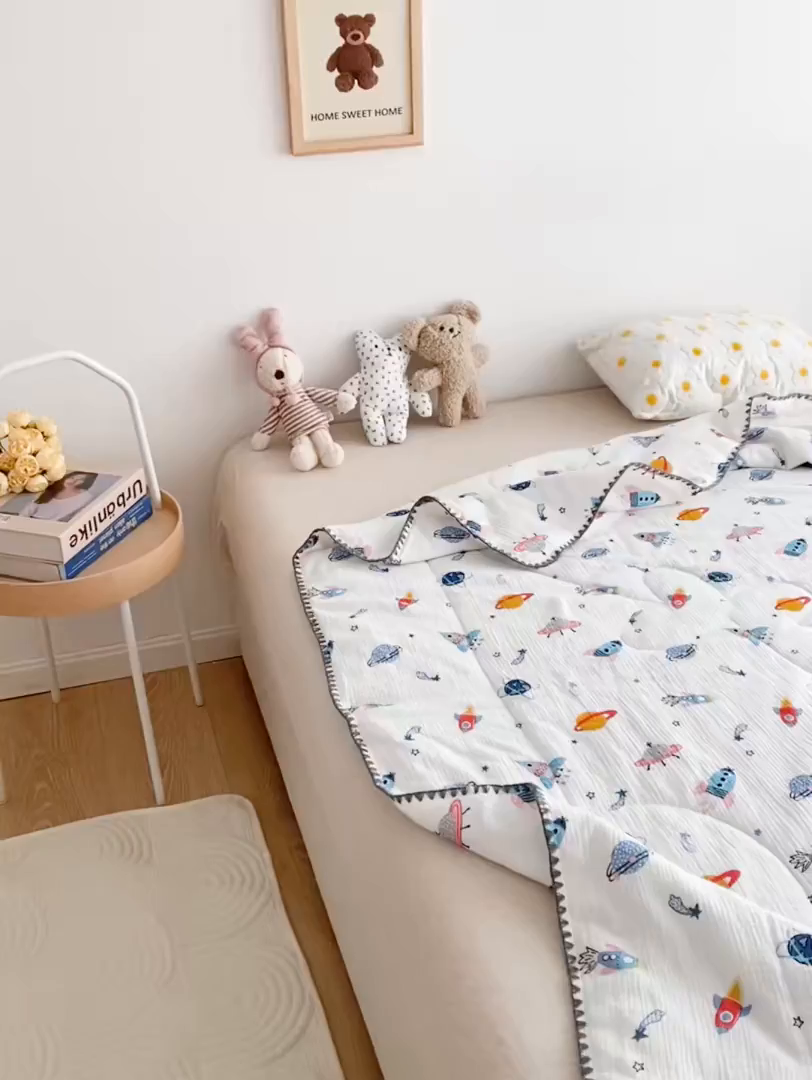 91家纺网 家纺一手货源 找家纺 十九色 2026新款婴儿纱皱布儿童贴身夏被被子被芯 快乐星球