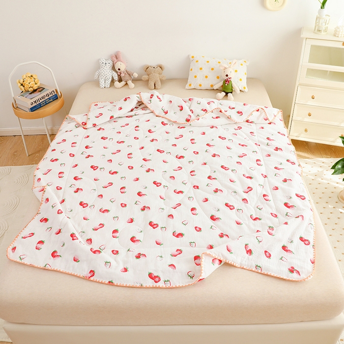 91家纺网 家纺一手货源 找家纺 十九色 2026新款婴儿纱皱布儿童贴身夏被被子被芯 甜心草莓