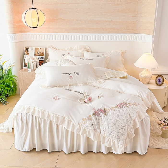 91家纺网 家纺一手货源 找家纺 富宁家纺 2026新款亲肤棉重工艺四件套-花芝舞 花芝舞-白