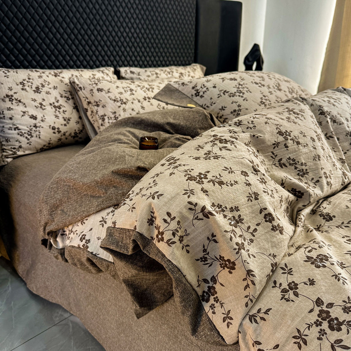 91家纺网 家纺一手货源 找家纺 晚爱家纺（原晚安家居） 2026新款加厚双层纱原麻纽扣款四件套 茶里