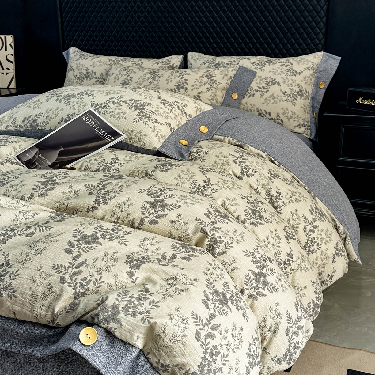 91家纺网 家纺一手货源 找家纺 晚爱家纺（原晚安家居） 2026新款加厚双层纱原麻纽扣款四件套 花语蓝