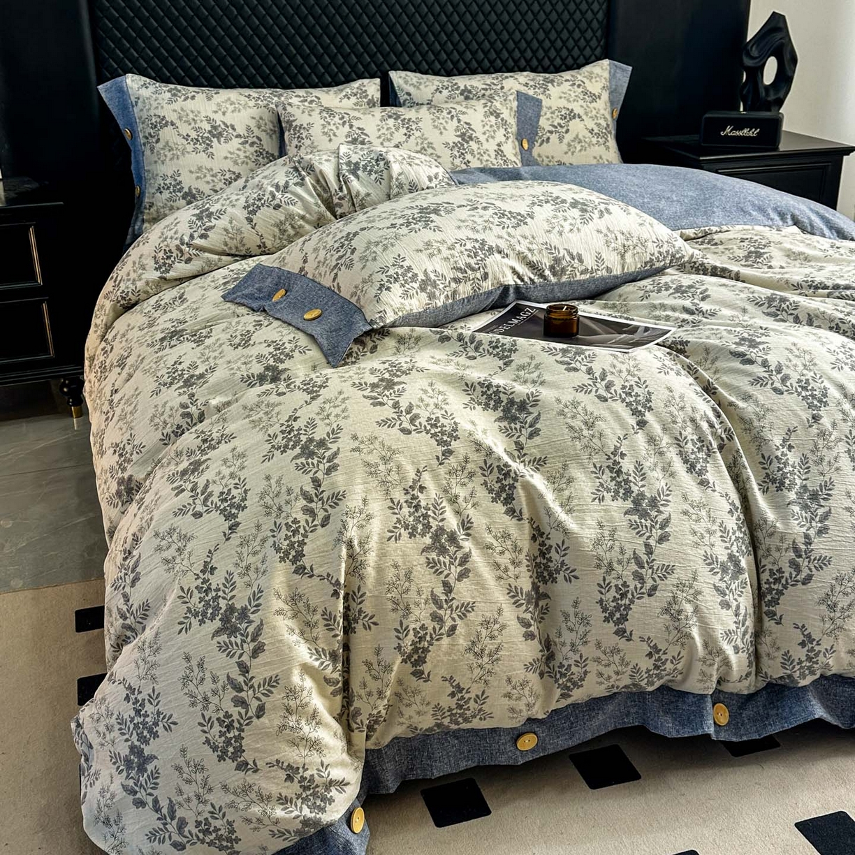 91家纺网 家纺一手货源 找家纺 晚爱家纺（原晚安家居） 2026新款加厚双层纱原麻纽扣款四件套 花语蓝