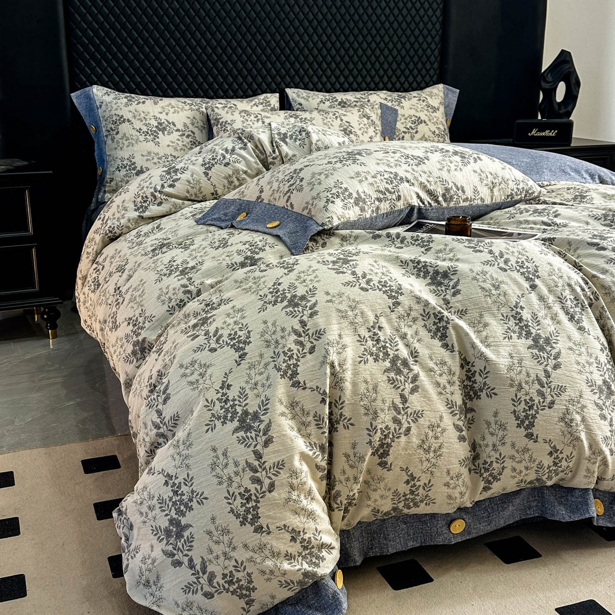 91家纺网 家纺一手货源 找家纺 晚爱家纺（原晚安家居） 2026新款加厚双层纱原麻纽扣款四件套 花语蓝