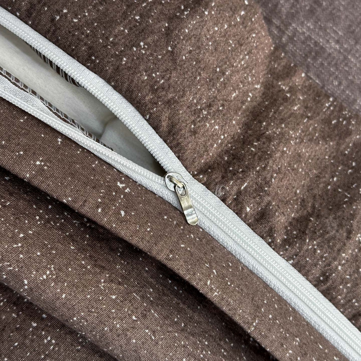 91家纺网 家纺一手货源 找家纺 晚爱家纺（原晚安家居） 2026新款加厚双层纱原麻纽扣款四件套 金枝蔓