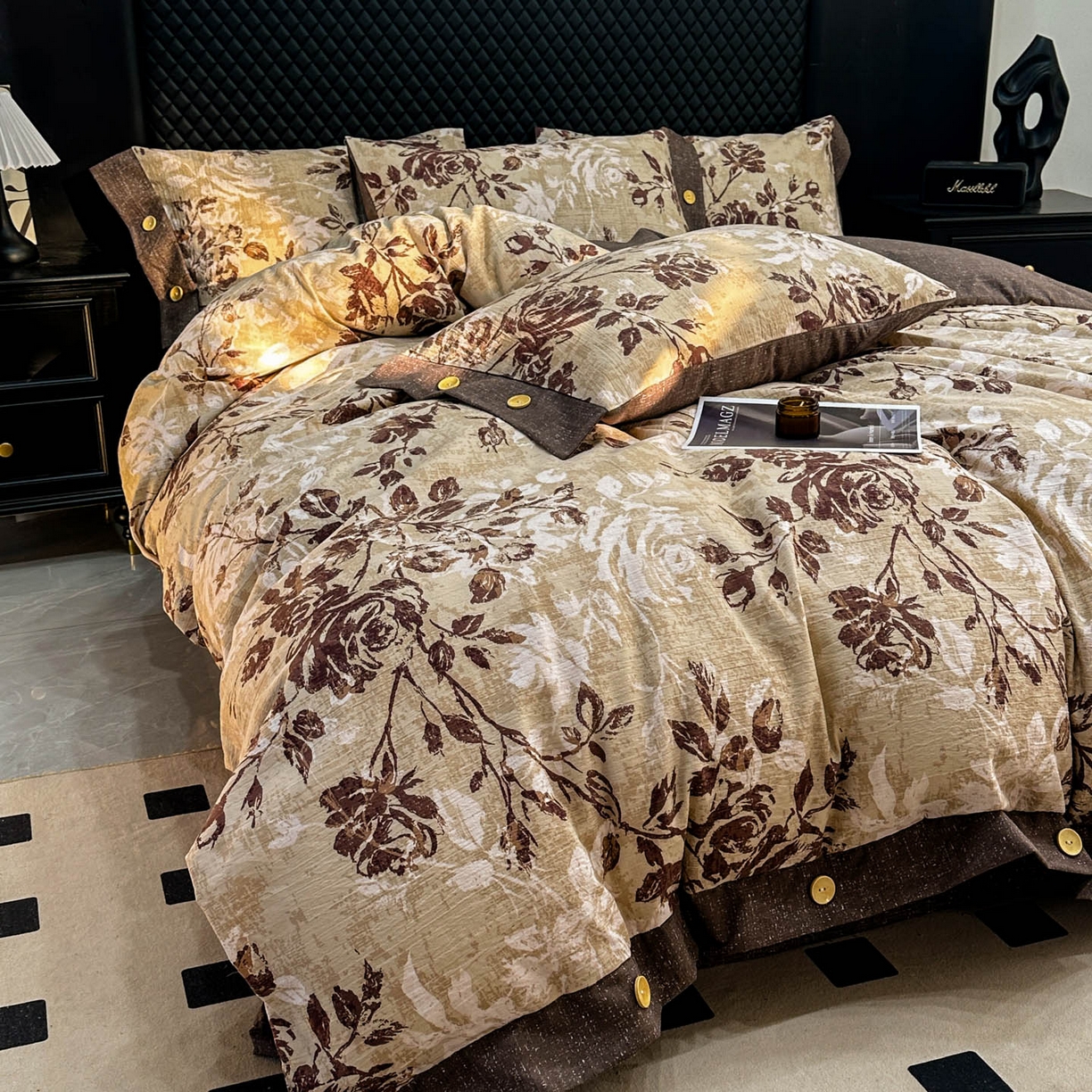 91家纺网 家纺一手货源 找家纺 晚爱家纺（原晚安家居） 2026新款加厚双层纱原麻纽扣款四件套 咖色枝叶