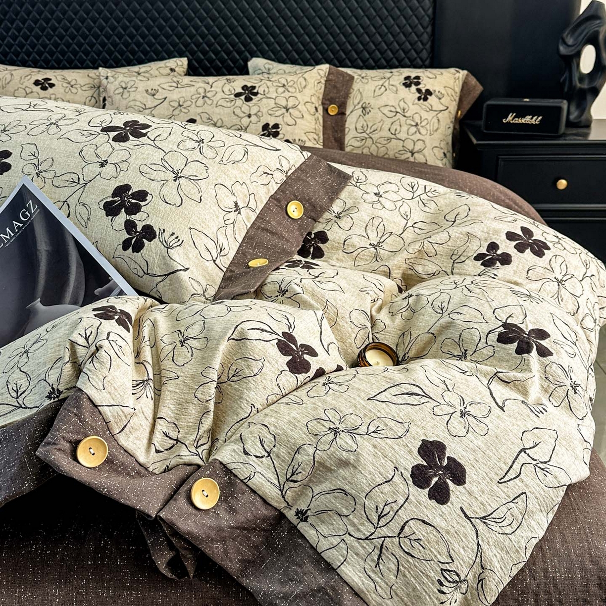 91家纺网 家纺一手货源 找家纺 晚爱家纺（原晚安家居） 2026新款加厚双层纱原麻纽扣款四件套 约定咖