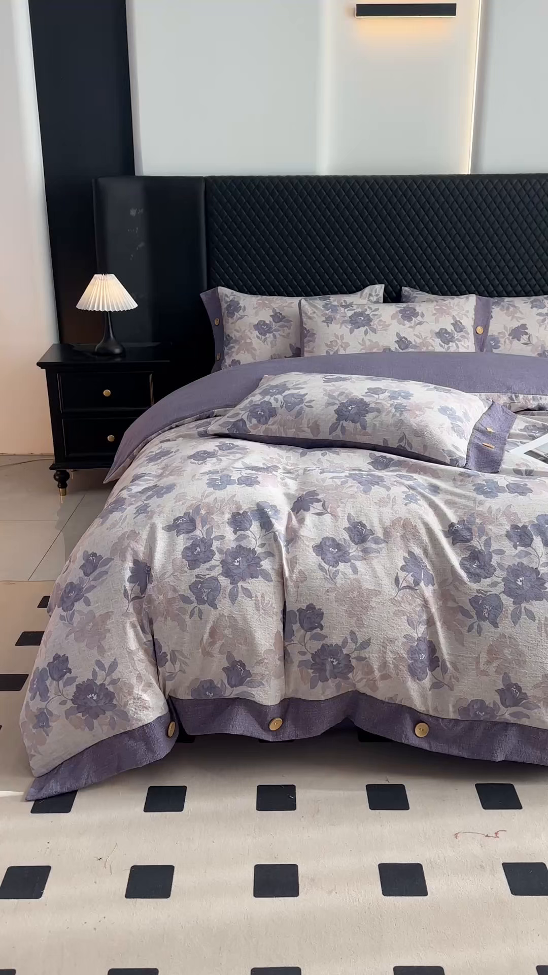 91家纺网 家纺一手货源 找家纺 晚爱家纺（原晚安家居） 2026新款加厚双层纱原麻纽扣款四件套 紫色花漾