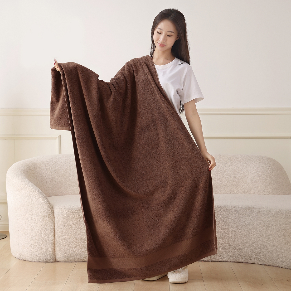 91家纺网 家纺一手货源 找家纺 朴尔家纺-毛巾被 2026新款纯色全棉缎档加大加厚浴巾-晨雾 秋色咖 90x180cm/条