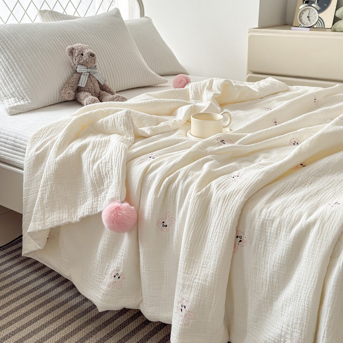 91家纺网 家纺一手货源 找家纺 木楌家居 2026新款全棉皱皱纱儿童款夏被床盖四件套 萌萌兔