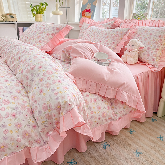 91家纺网 家纺一手货源 找家纺 缦彩 2026新款纯棉花卉公主风大花边床裙四件套 春光里