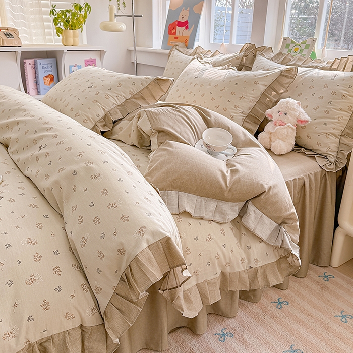 91家纺网 家纺一手货源 找家纺 缦彩 2026新款纯棉花卉公主风大花边床裙四件套 奢香夫人