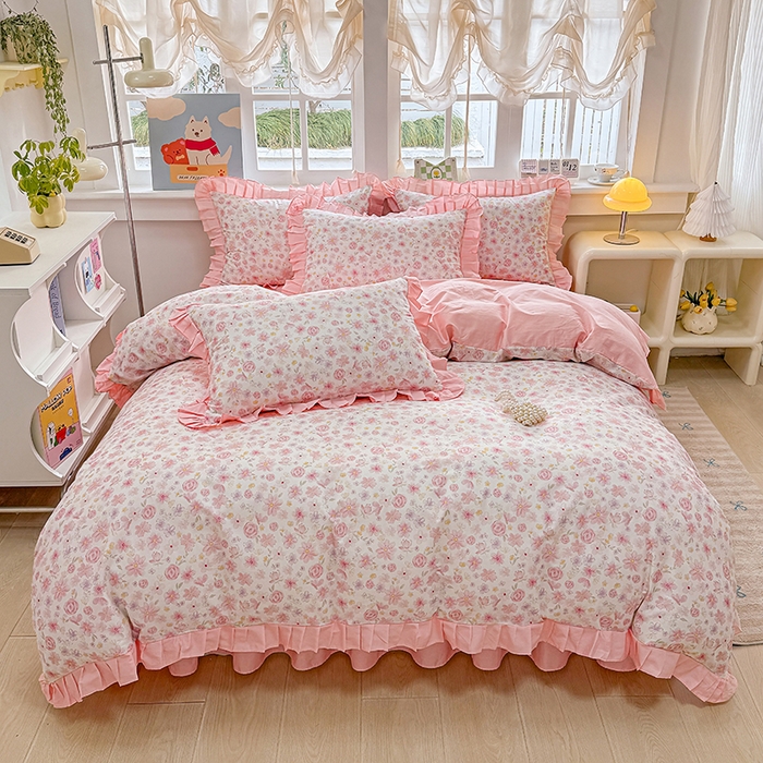 91家纺网 家纺一手货源 找家纺 缦彩 2026新款纯棉花卉公主风大花边床裙四件套 春光里