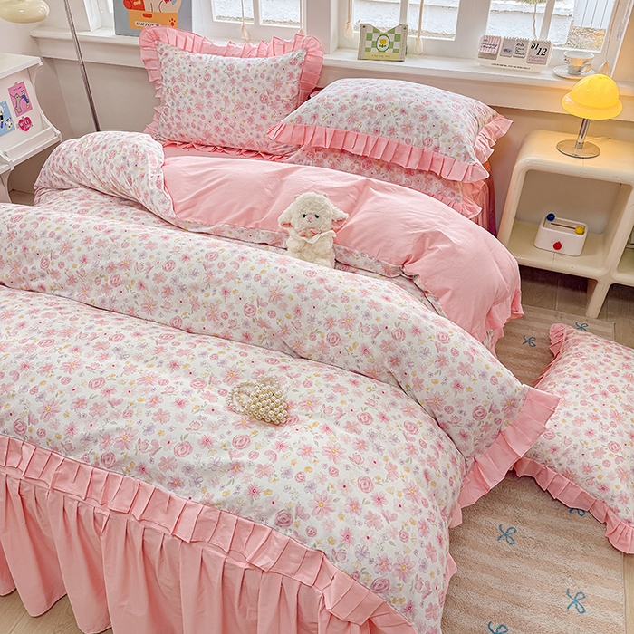 91家纺网 家纺一手货源 找家纺 缦彩 2026新款纯棉花卉公主风大花边床裙四件套 春光里