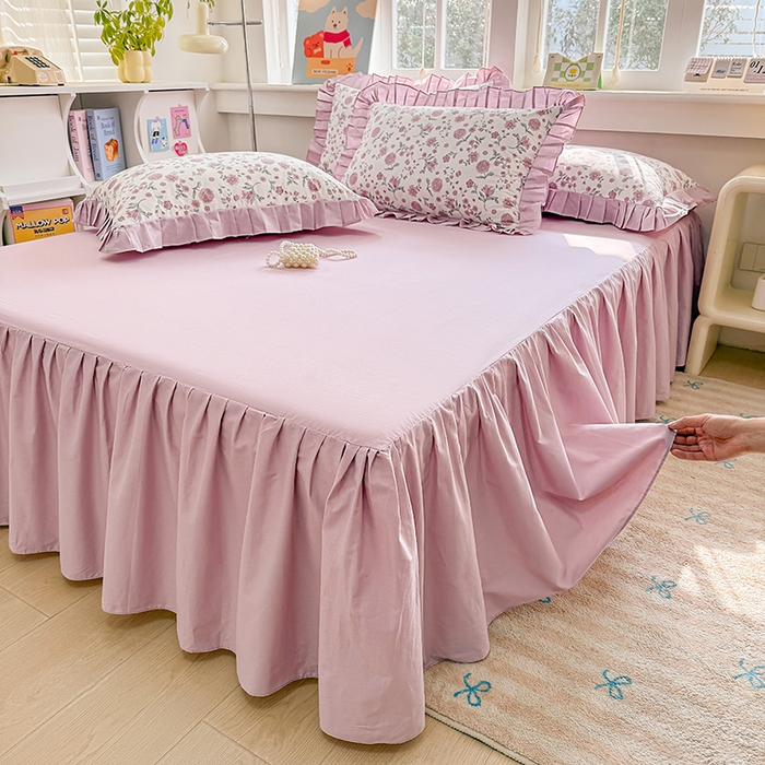 91家纺网 家纺一手货源 找家纺 缦彩 2026新款纯棉花卉公主风大花边床裙四件套 时花令-红