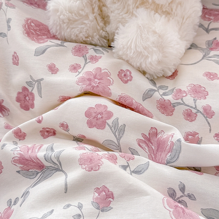 91家纺网 家纺一手货源 找家纺 缦彩 2026新款纯棉花卉公主风大花边床裙四件套 时花令-红