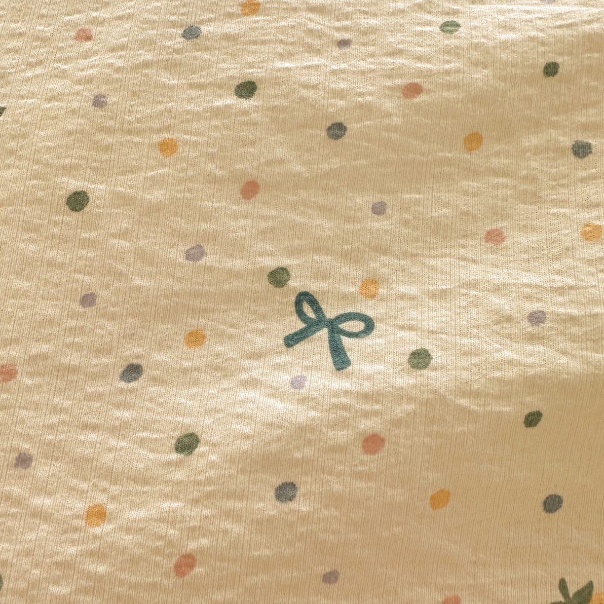 91家纺网 家纺一手货源 找家纺 赫然家纺 2026春夏新款云感皱皱纱单枕套 枕套单件 草莓多多