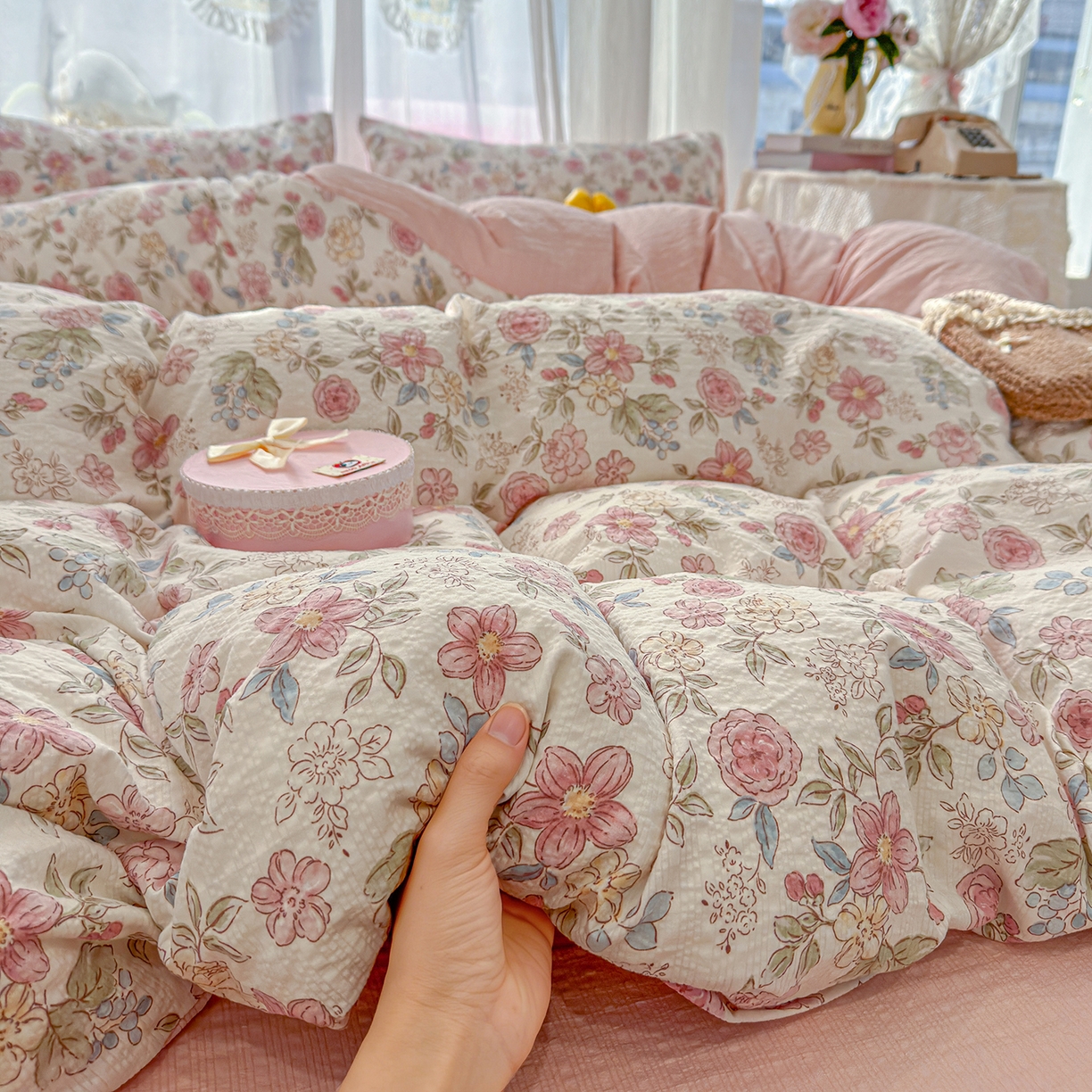 91家纺网 家纺一手货源 找家纺 竹合家纺 2026春夏新品高克重A类泡芙纱泡泡皱皱纱四件套 温莎粉