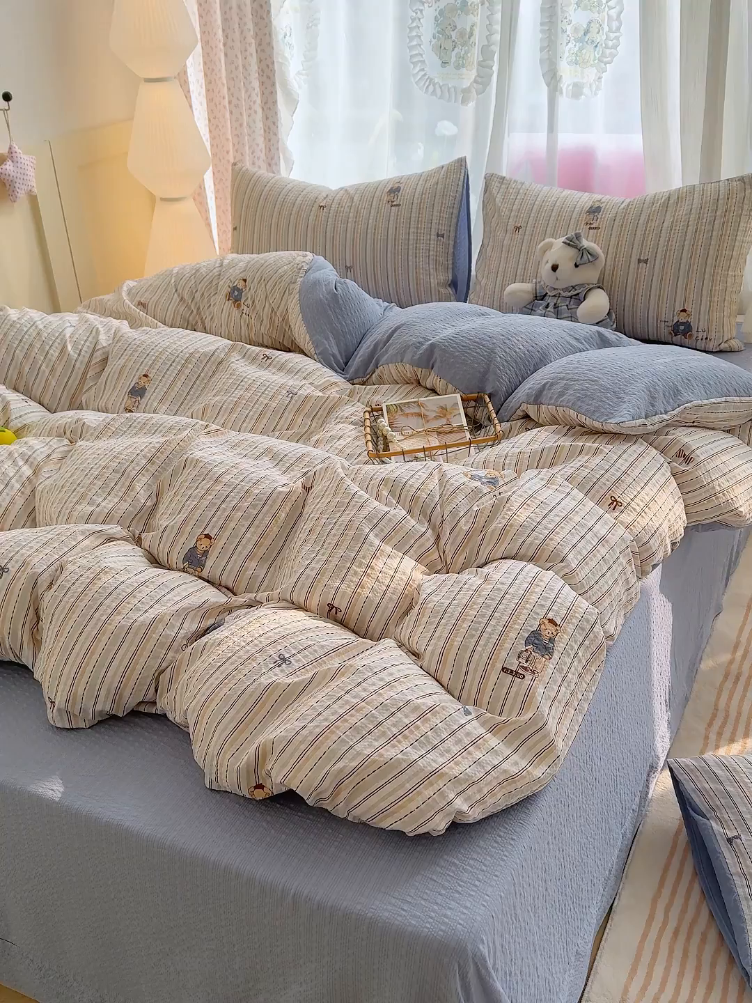 91家纺网 家纺一手货源 找家纺 竹合家纺 2026春夏新品高克重A类泡芙纱泡泡皱皱纱四件套 熊先生