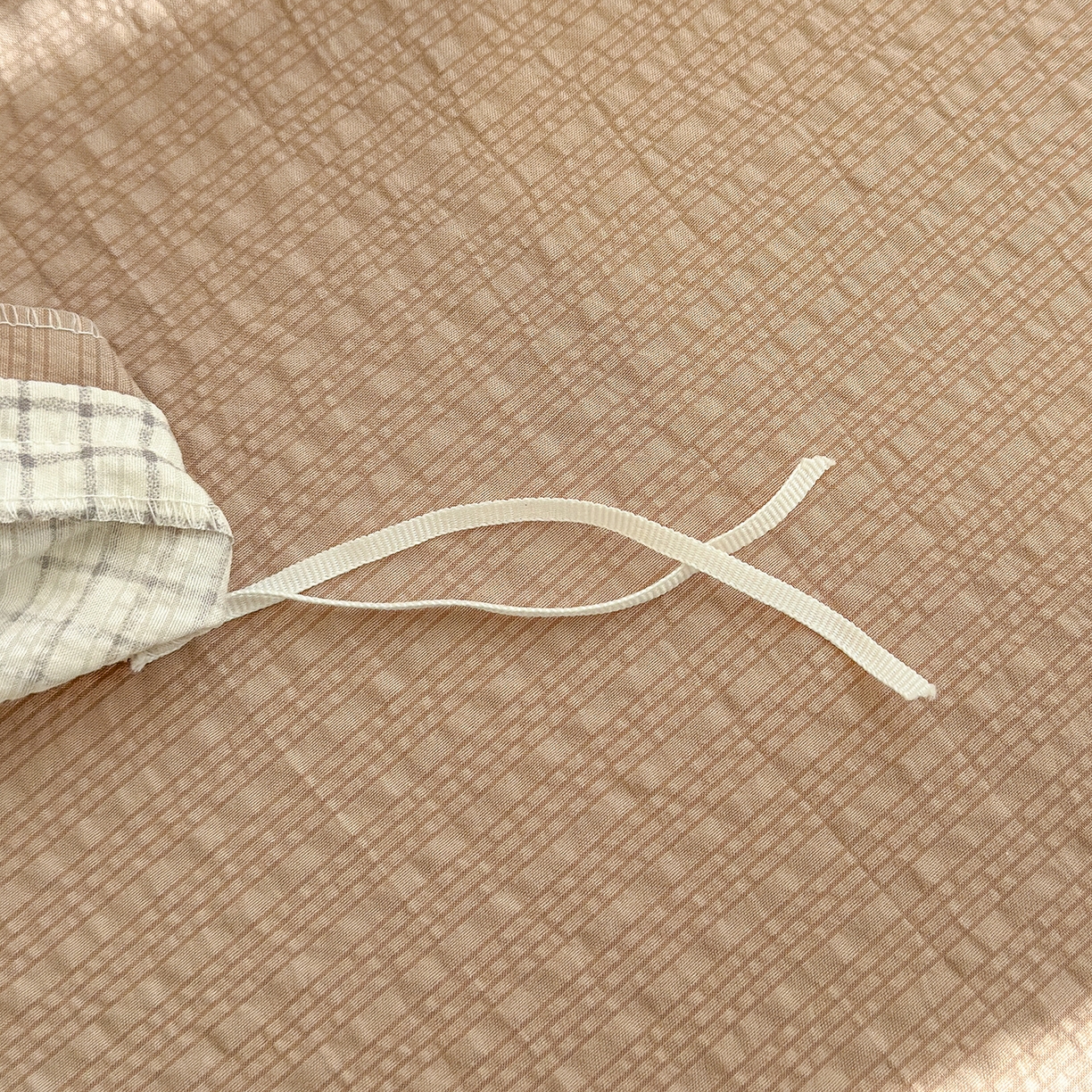 91家纺网 家纺一手货源 找家纺 竹合家纺 2026春夏新品高克重A类泡芙纱泡泡皱皱纱四件套 爱心小熊