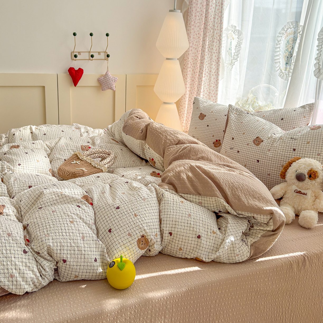 91家纺网 家纺一手货源 找家纺 竹合家纺 2026春夏新品高克重A类泡芙纱泡泡皱皱纱四件套 爱心小熊