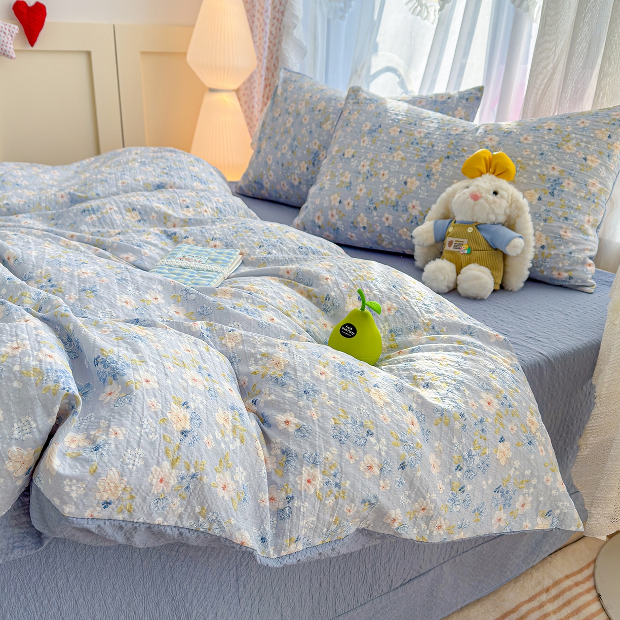 91家纺网 家纺一手货源 找家纺 竹合家纺 2026春夏新品高克重A类泡芙纱泡泡皱皱纱四件套 初见一蓝