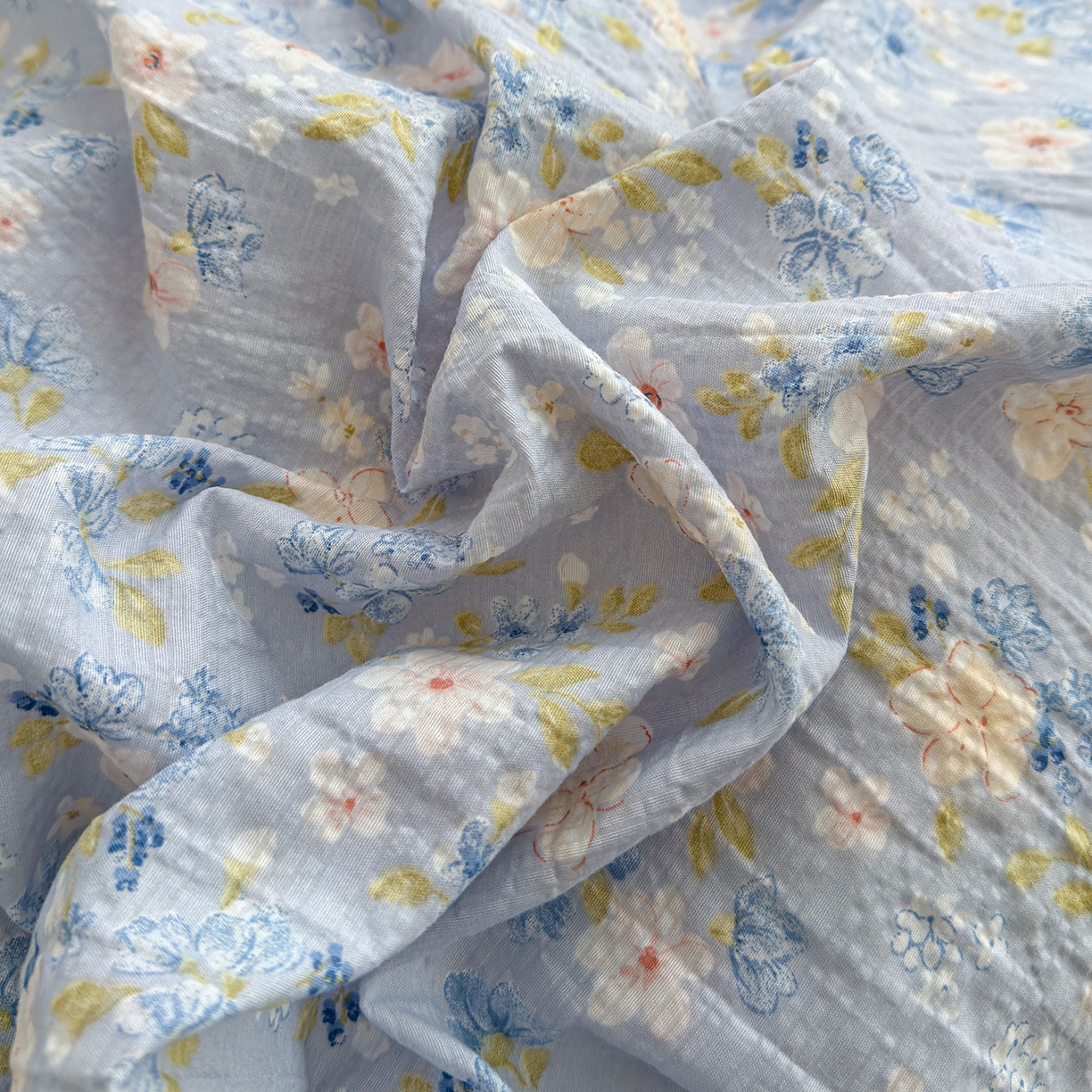 91家纺网 家纺一手货源 找家纺 竹合家纺 2026春夏新品高克重A类泡芙纱泡泡皱皱纱四件套 初见一蓝