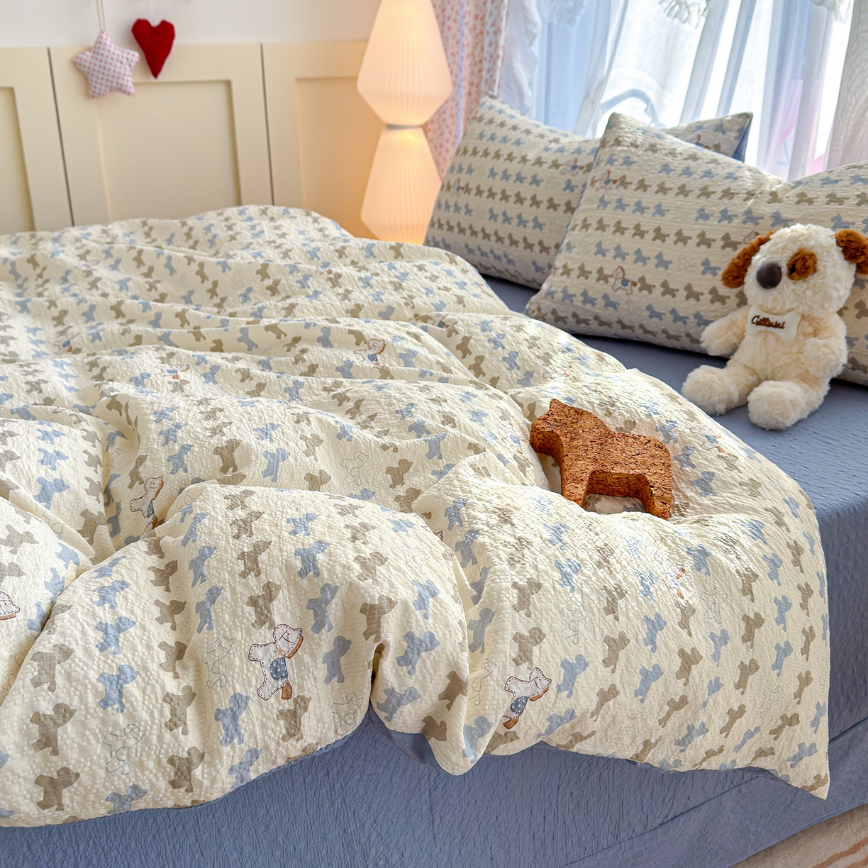 91家纺网 家纺一手货源 找家纺 竹合家纺 2026春夏新品高克重A类泡芙纱泡泡皱皱纱四件套 马到成功