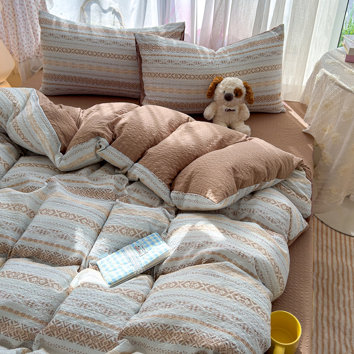 91家纺网 家纺一手货源 找家纺 竹合家纺 2026春夏新品高克重A类泡芙纱泡泡皱皱纱四件套 波西米亚蓝