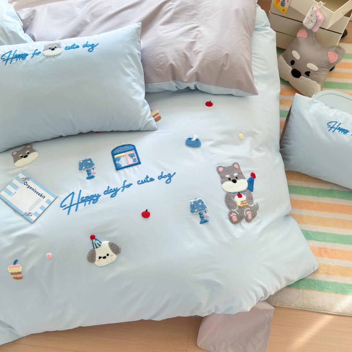 91家纺网 家纺一手货源 找家纺 优彩 2026新款全棉数码印花毛巾绣贴布绣四件套 甜心狗狗